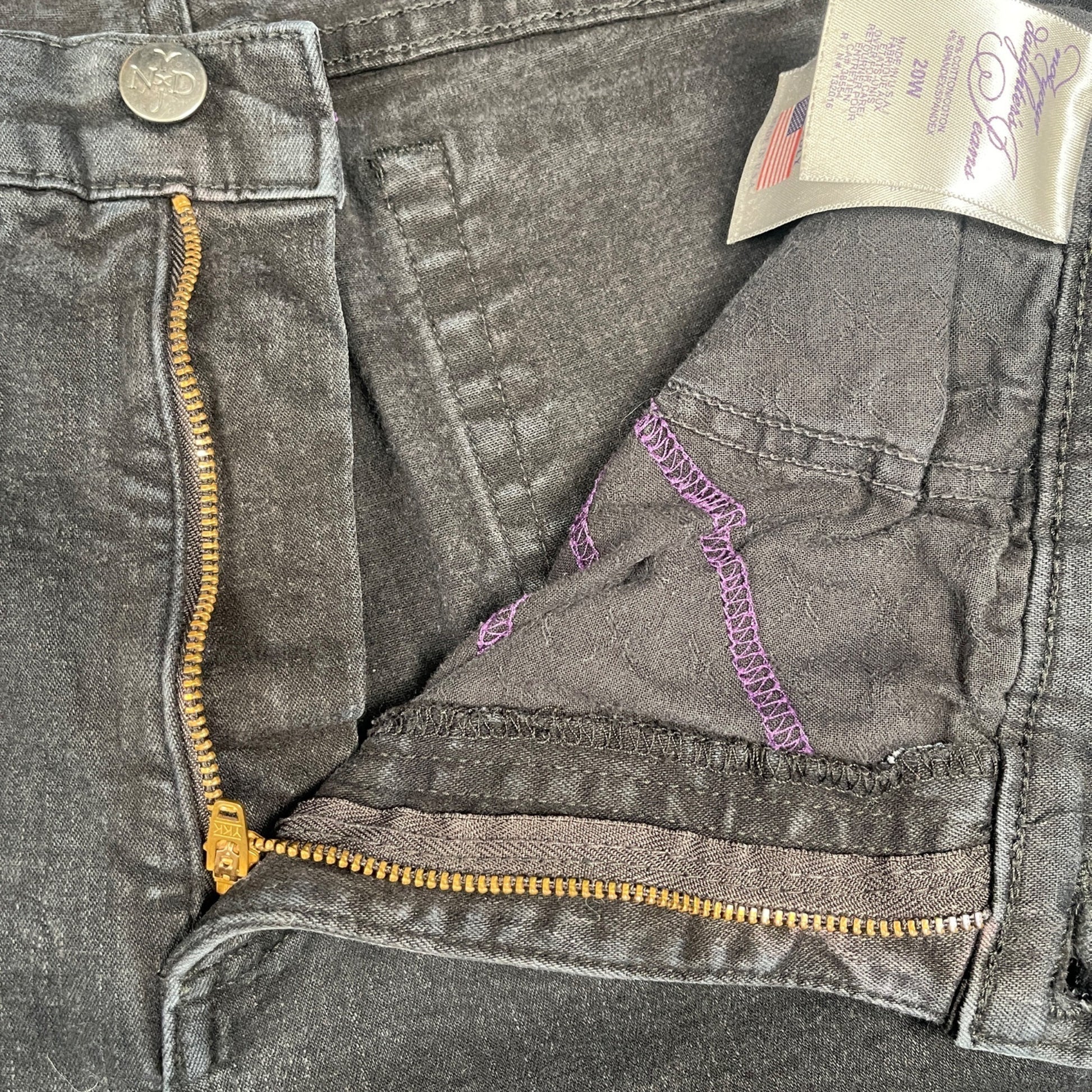 Women's Jeans 20W Not Your Daughters Jeans Casual Black Denim Straight Leg Jeans - Voodoo Jewelers