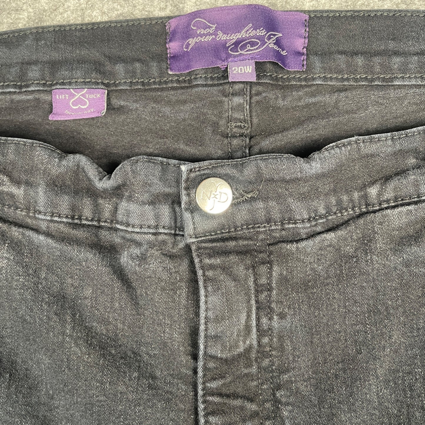 Women's Jeans 20W Not Your Daughters Jeans Casual Black Denim Straight Leg Jeans - Voodoo Jewelers