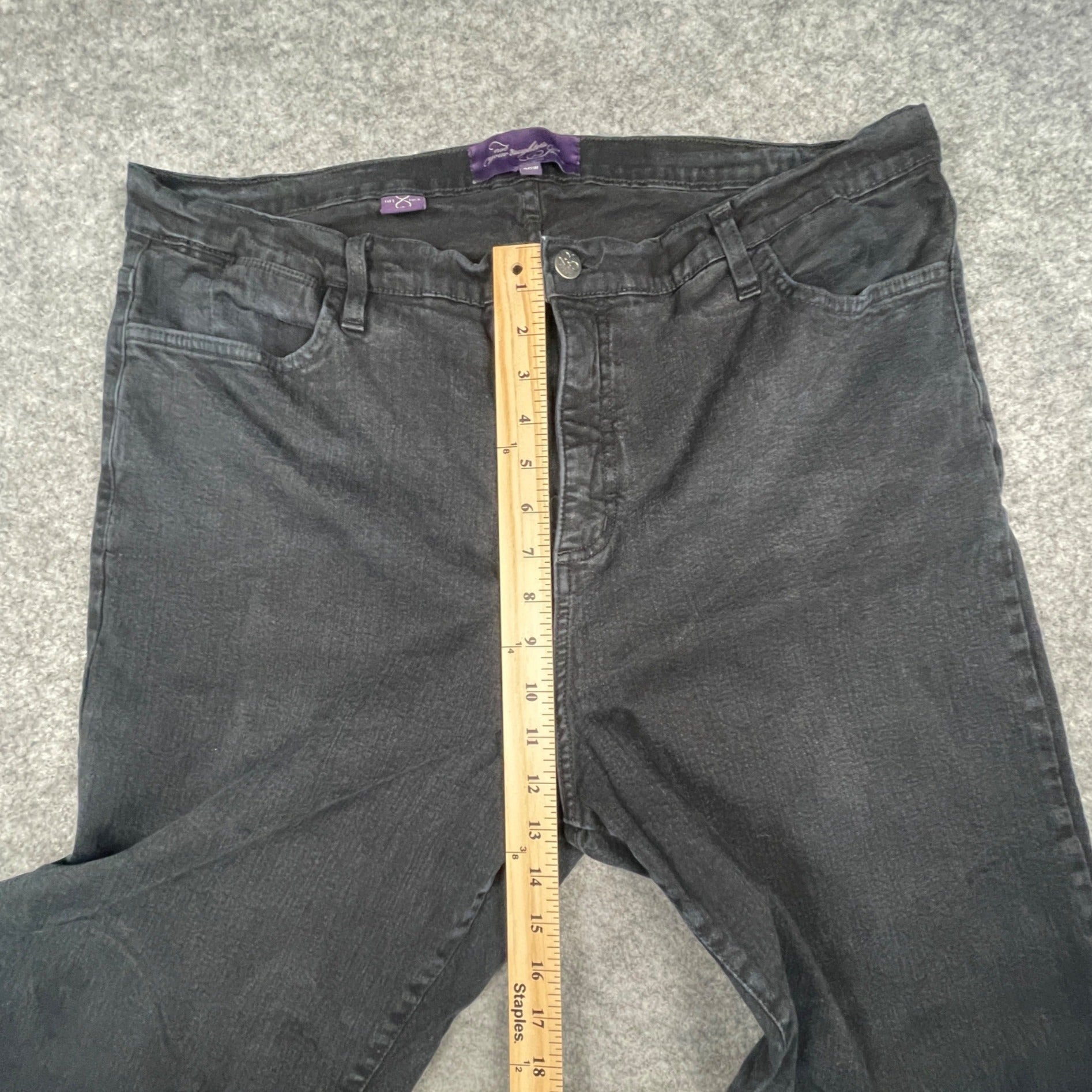Women's Jeans 20W Not Your Daughters Jeans Casual Black Denim Straight Leg Jeans - Voodoo Jewelers