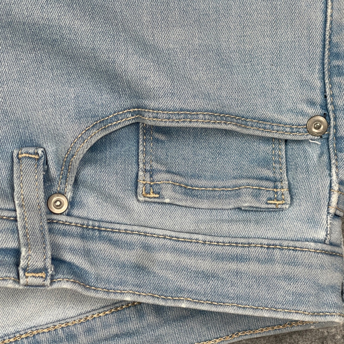 Banana Republic Womens Mid-Rise Skinny Jeans Size 30P Light Wash Denim - Voodoo Jewelers