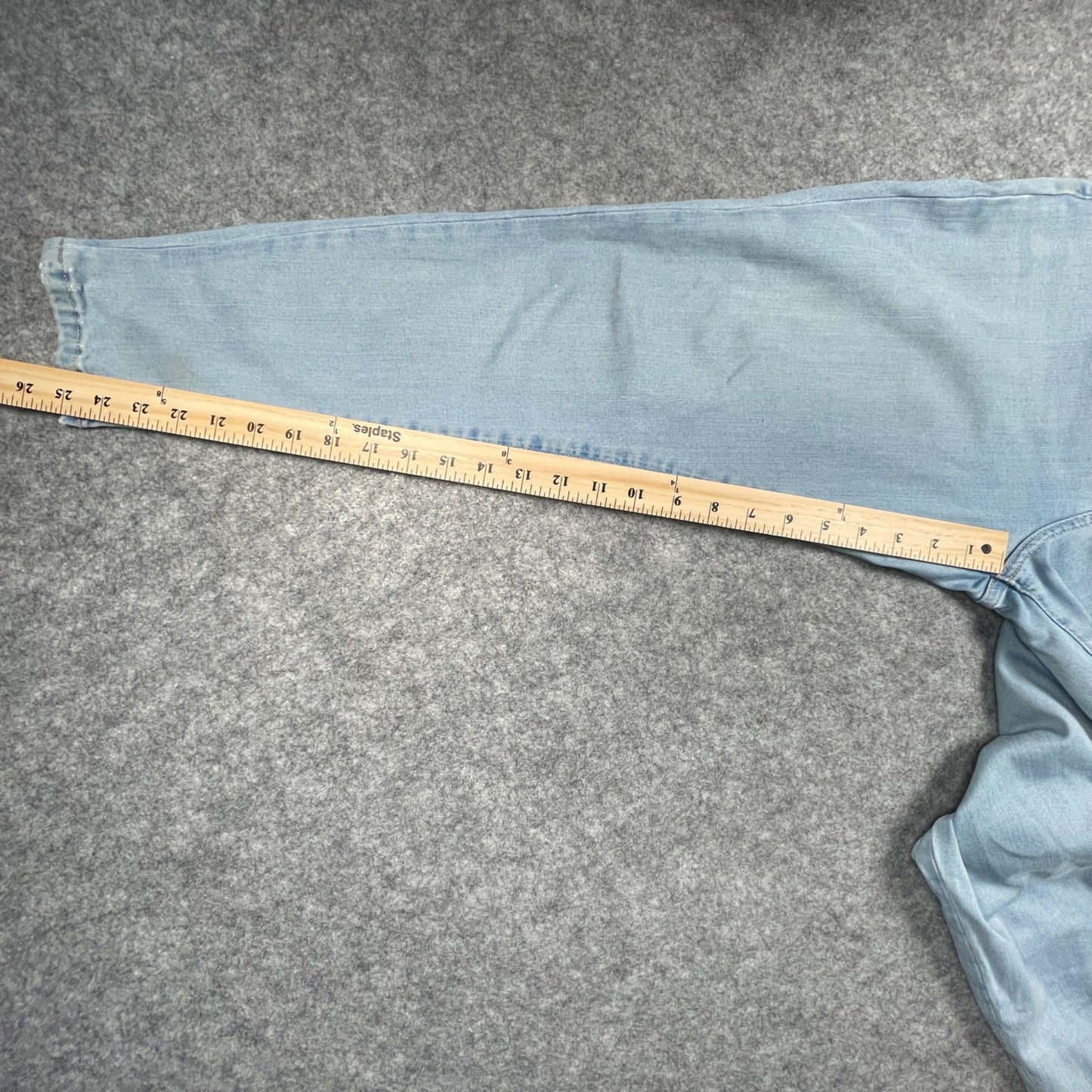 Banana Republic Womens Mid-Rise Skinny Jeans Size 30P Light Wash Denim - Voodoo Jewelers