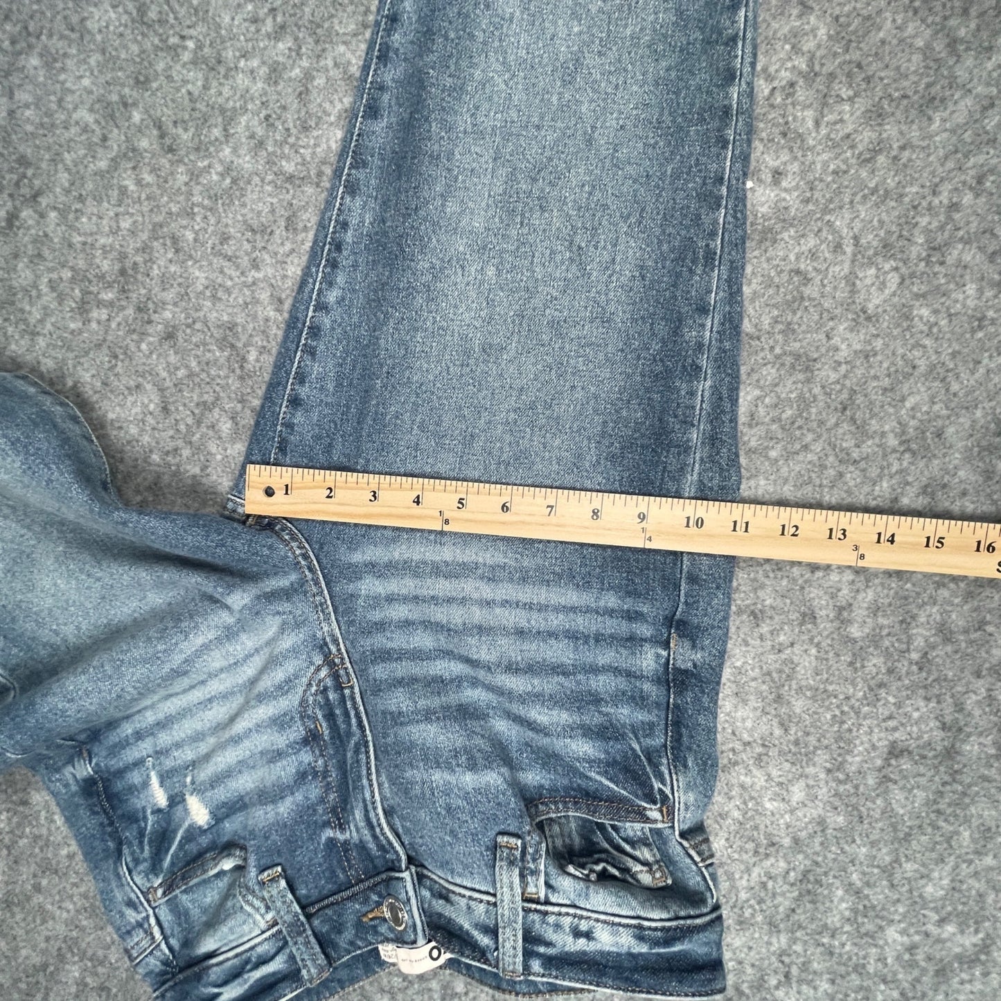 SO Goods for Life Womens Size 3/26W High Rise Mom Jeans Classic Light Wash Style Denim - Voodoo Jewelers