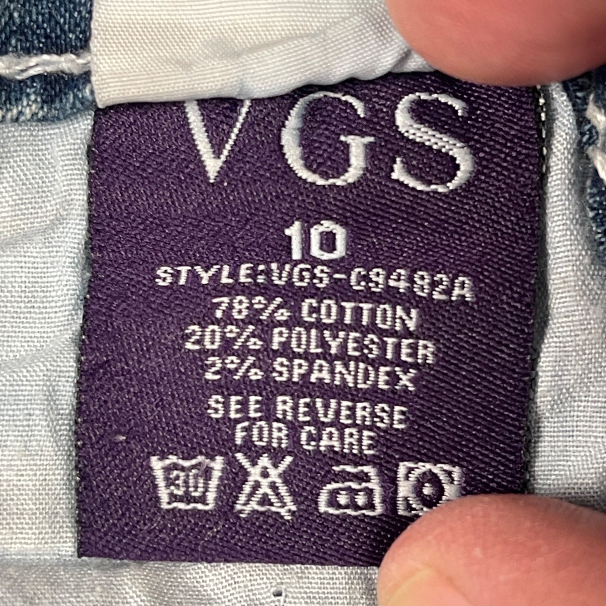 Capri Jeans Size 10 Stylish Shorts VGS Womens Denim Embroidered Pockets Blue - Voodoo Jewelers