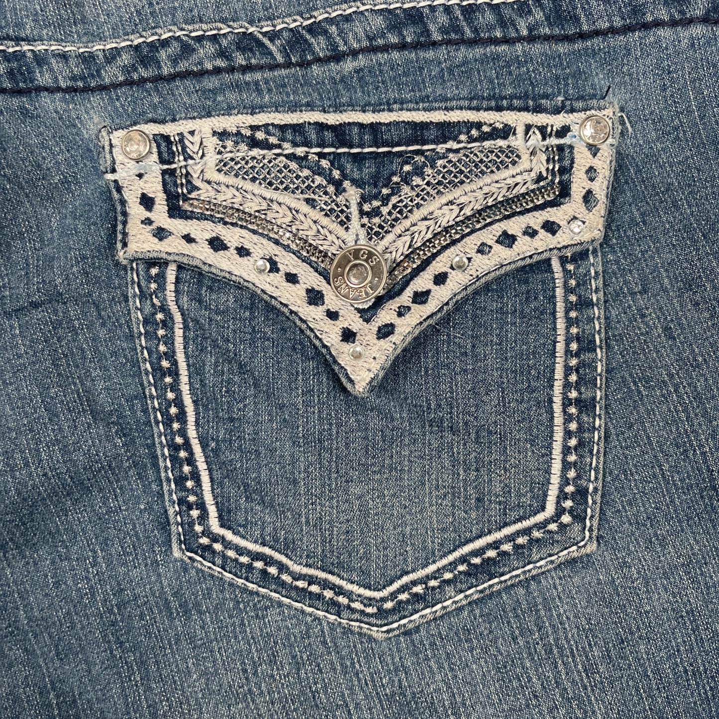 Capri Jeans Size 10 Stylish Shorts VGS Womens Denim Embroidered Pockets Blue - Voodoo Jewelers