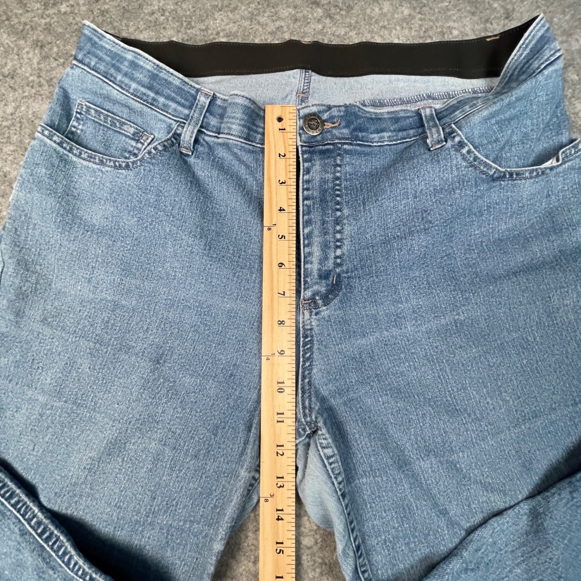 Riders By Lee Womens Indigo Jeans Size 18W Relaxed Fit Light Blue Denim - Voodoo Jewelers