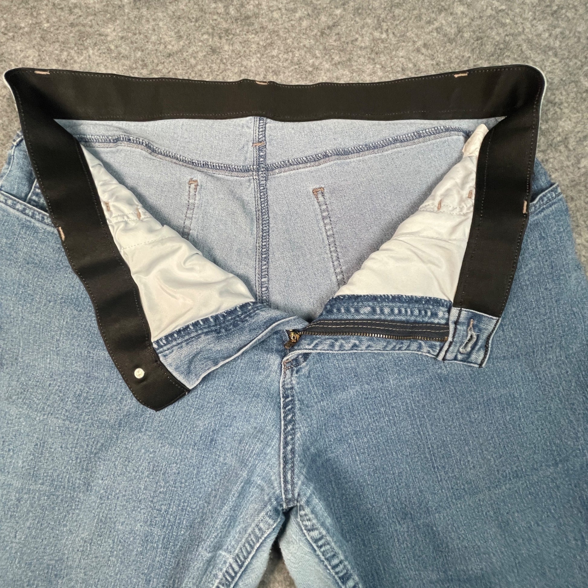 Riders By Lee Womens Indigo Jeans Size 18W Relaxed Fit Light Blue Denim - Voodoo Jewelers