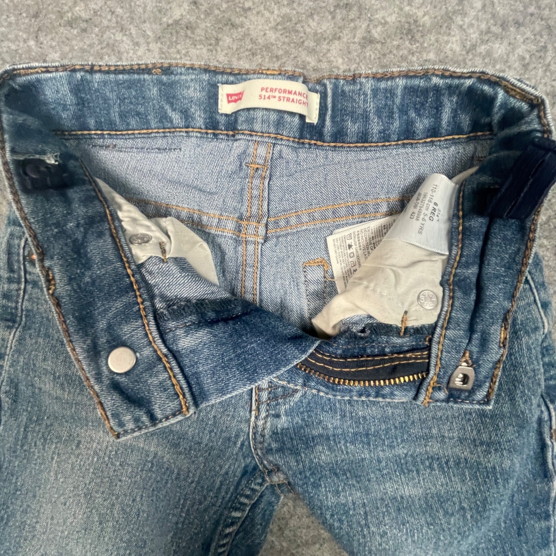 Levi's 514 Straight Leg Boy's Jeans Size 6 Blue Denim Pre-owned 5 to 6 years - Voodoo Jewelers