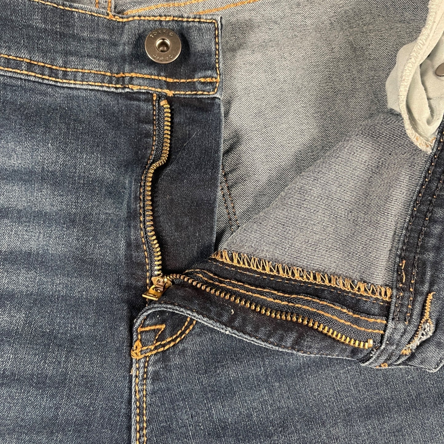 Women's Blue Jeans Size 24R 44x32 Wide Leg Flare Denim Blue Comfortable Fit - Voodoo Jewelers