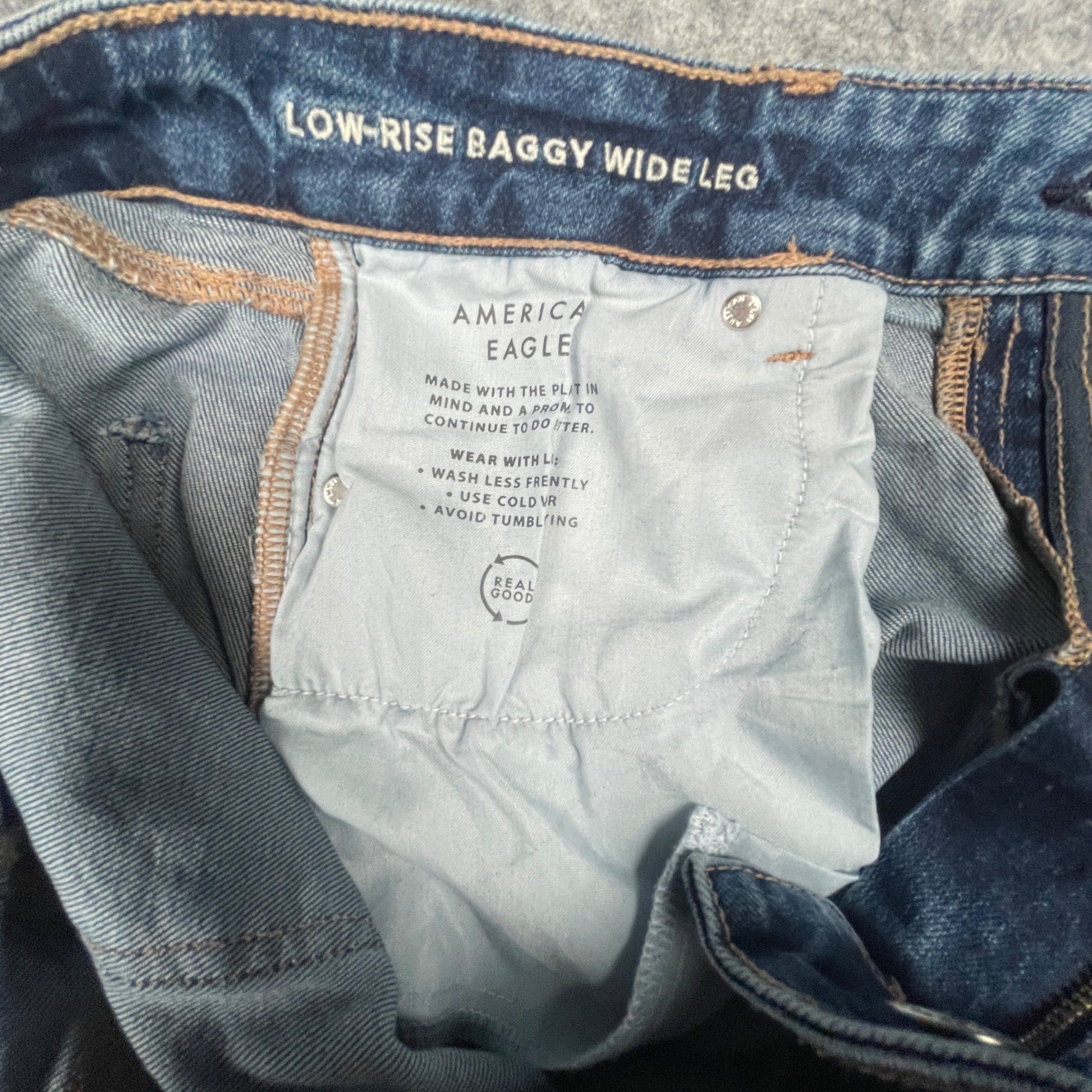 Size 4 Jeans American Eagle Womens Long Baggy Wide Leg Skatter Denim Stretch - Voodoo Jewelers