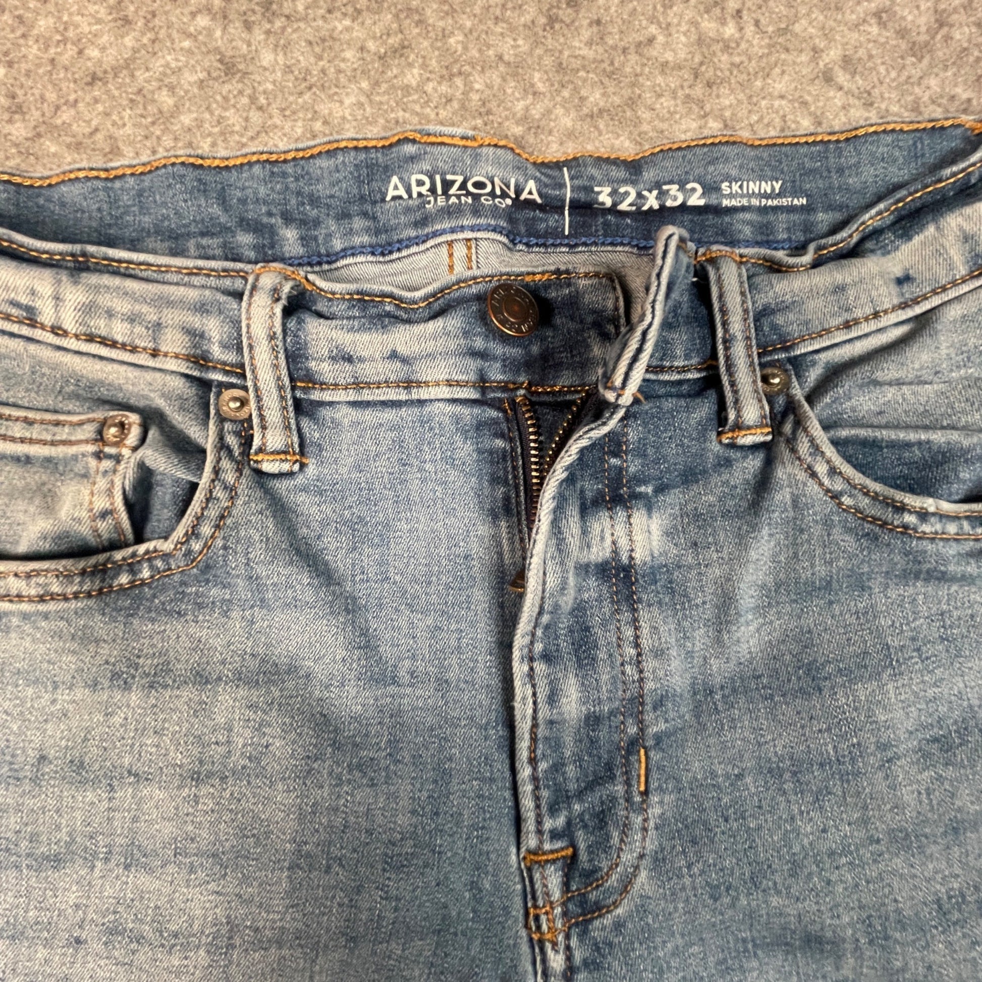 Arizona Skinny Jeans Mens Size 32x32 Distressed Blue Denim Comfortable Fit - Voodoo Jewelers