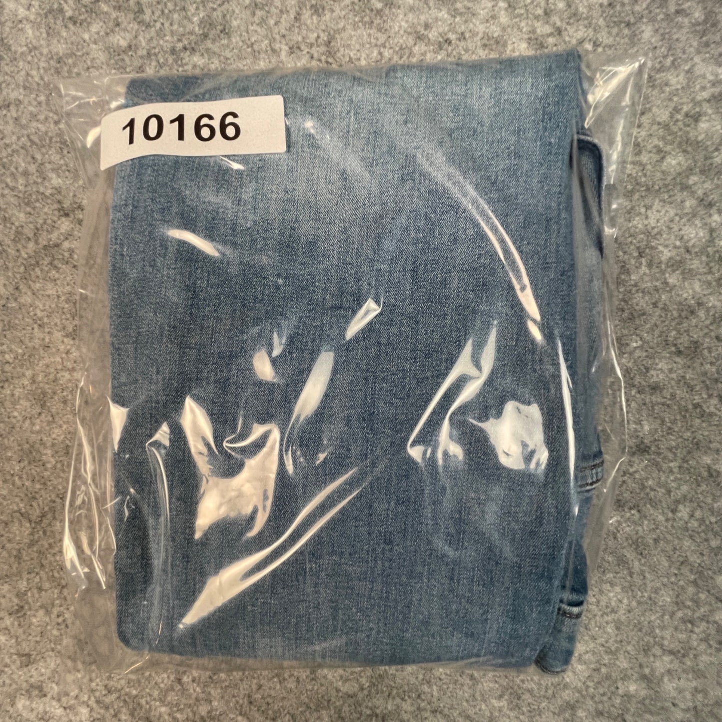 Arizona Skinny Jeans Mens Size 32x32 Distressed Blue Denim Comfortable Fit - Voodoo Jewelers