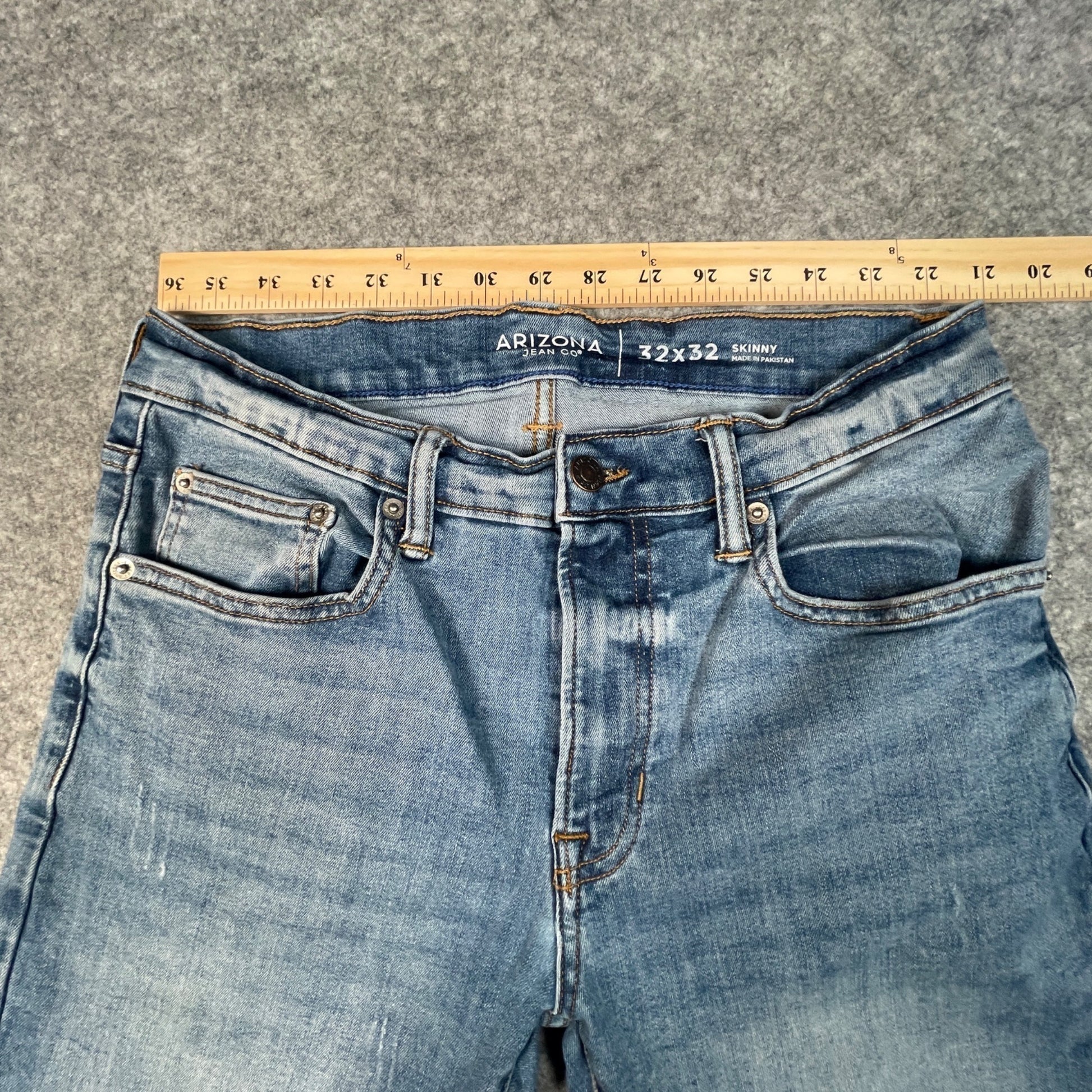 Arizona Skinny Jeans Mens Size 32x32 Distressed Blue Denim Comfortable Fit - Voodoo Jewelers