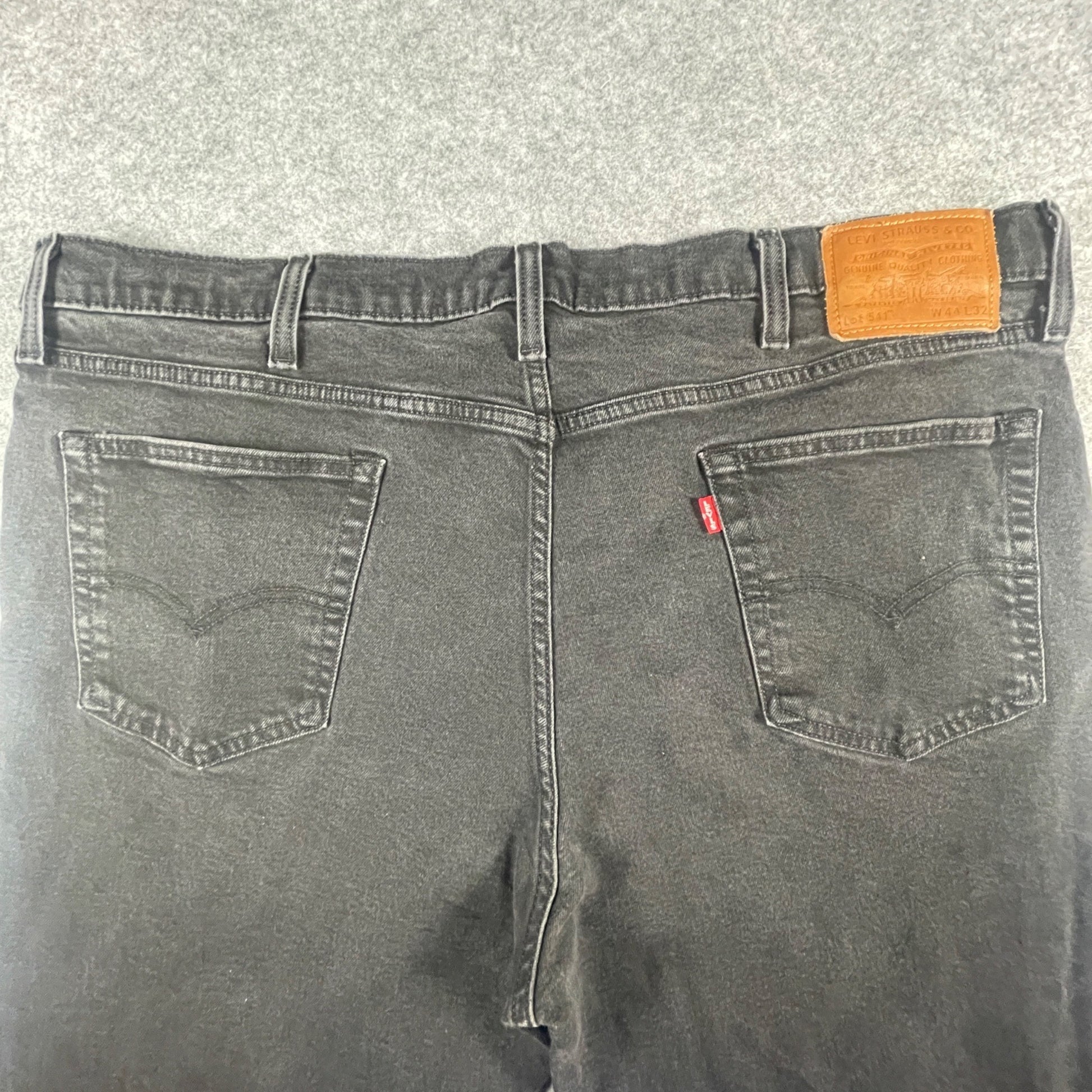 Used Levi’s 505 Mens Black Denim Jeans Size 34x30 Classic Straight Fit Casual Comfort - Voodoo Jewelers