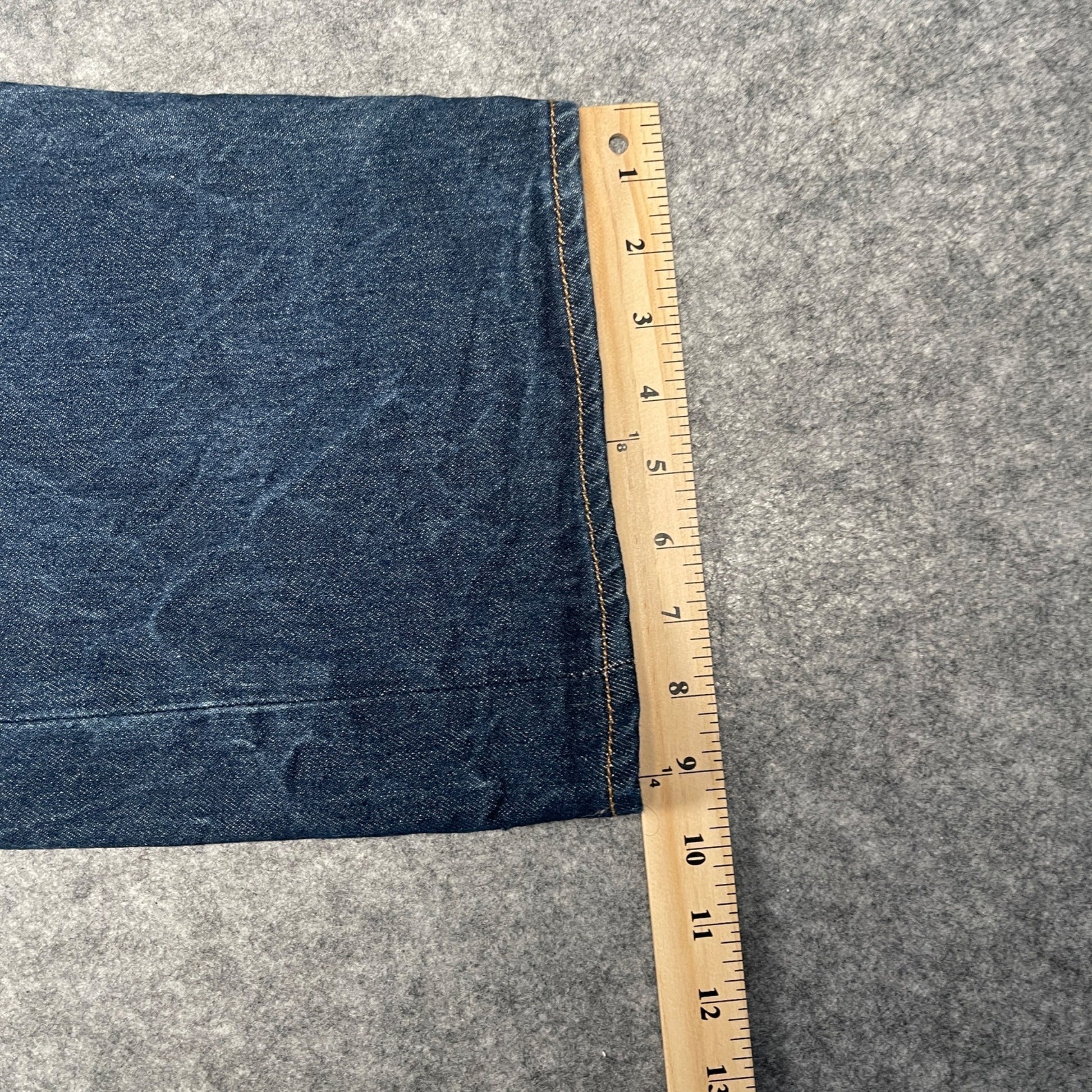 Levi's Men's 501 Straight Leg Jeans W46 L30 Classic Button Fly Denim Blue - Voodoo Jewelers