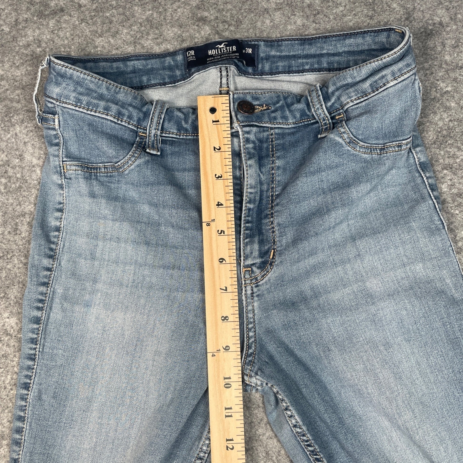 Hollister High-Rise Jean Leggings Womens Size 12R Stretch Light Wash Blue - Voodoo Jewelers