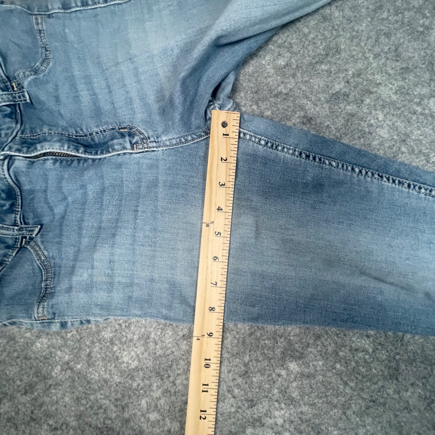 Hollister High-Rise Jean Leggings Womens Size 12R Stretch Light Wash Blue - Voodoo Jewelers