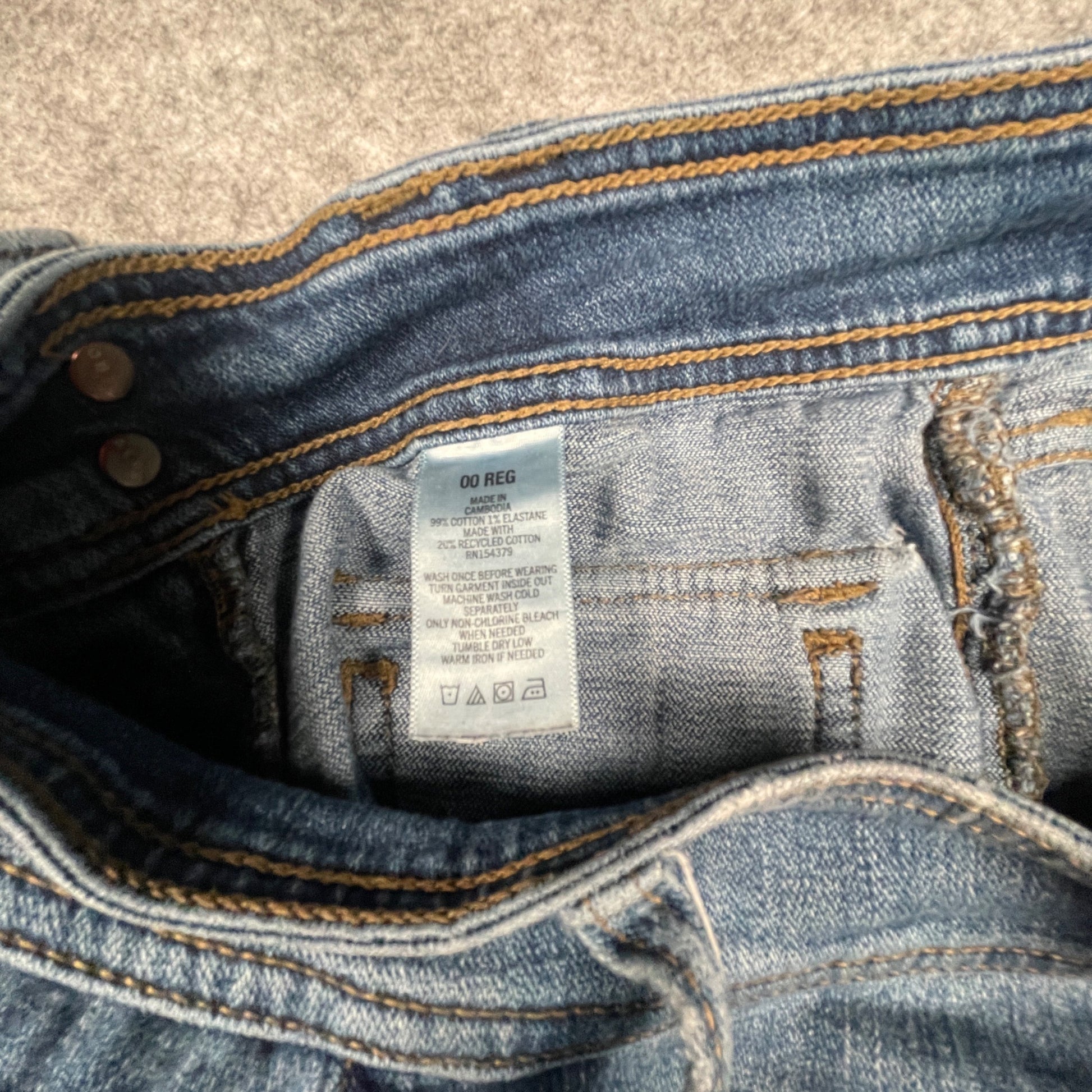 Aeropostale Womens Low Rise Flare Jeans 00 Reg Comfortable Stylish Denim - Voodoo Jewelers