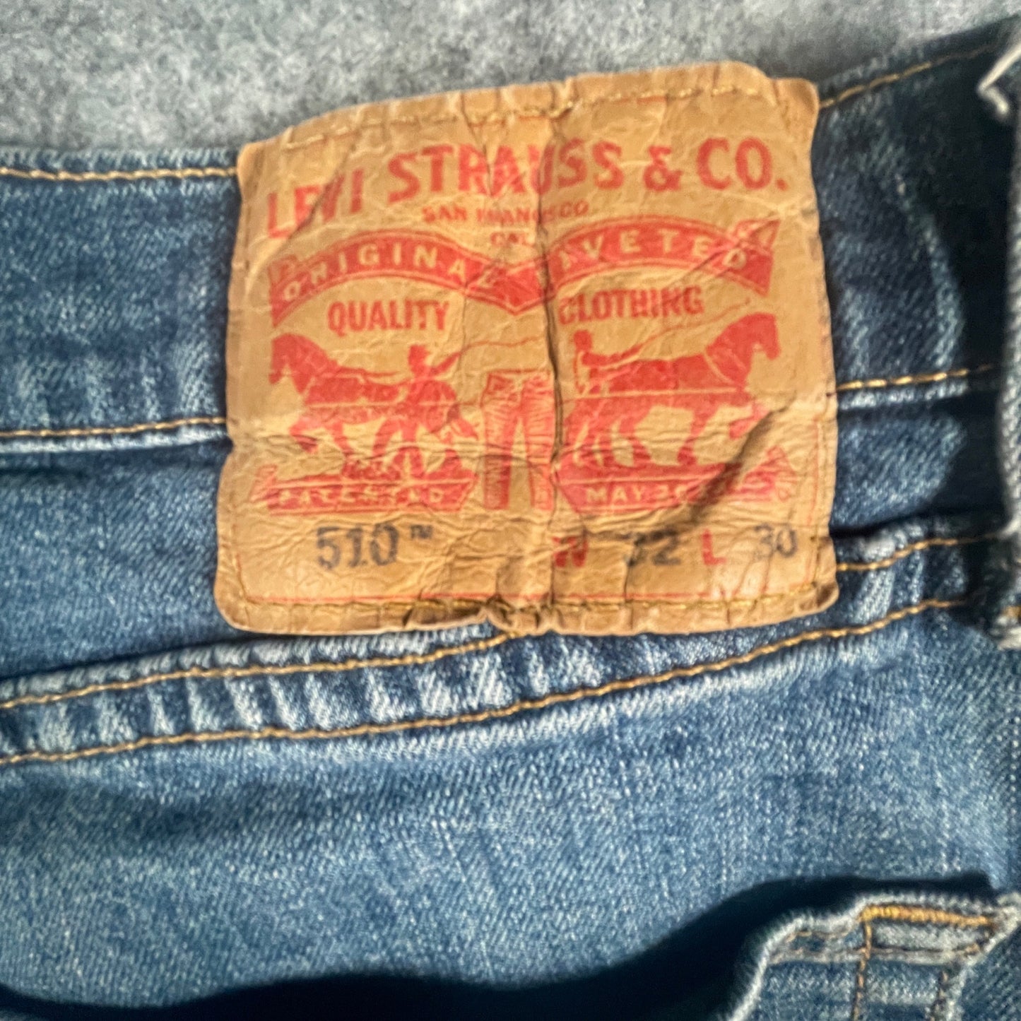 Levis Men's Jeans 32x30 Distressed Straight Fit Used Blue Denim Casual Style - Voodoo Jewelers