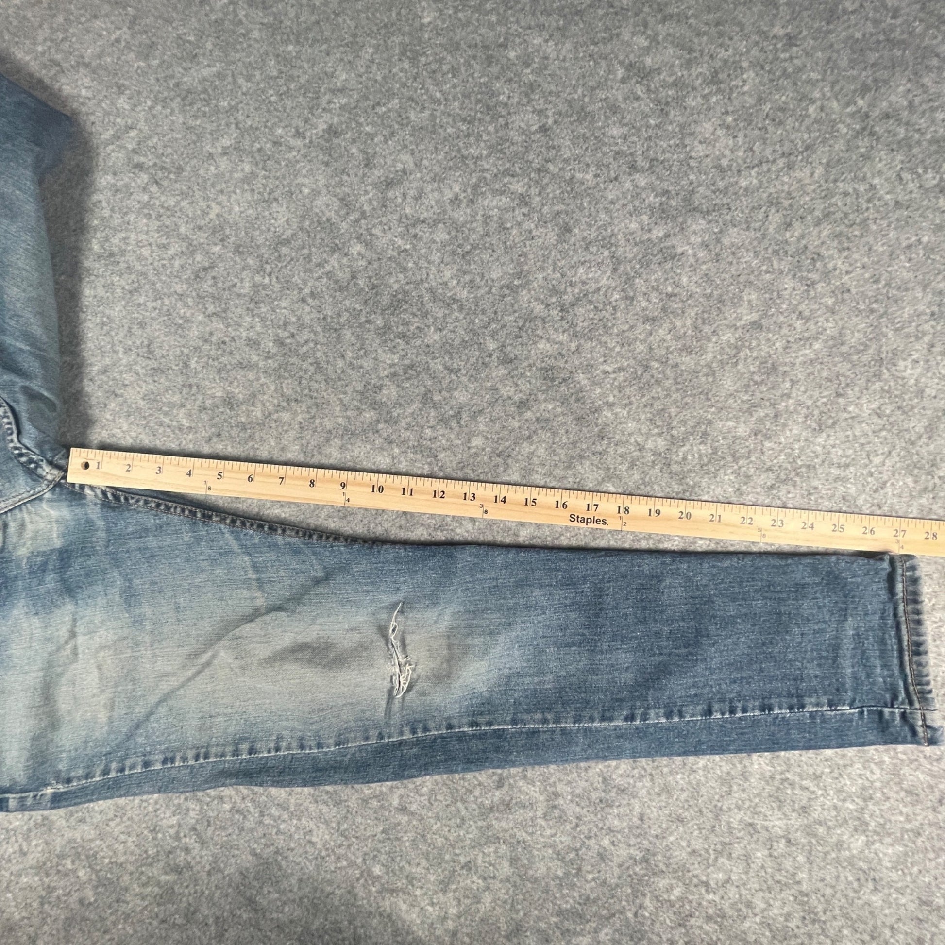 Levis Men's Jeans 32x30 Distressed Straight Fit Used Blue Denim Casual Style - Voodoo Jewelers