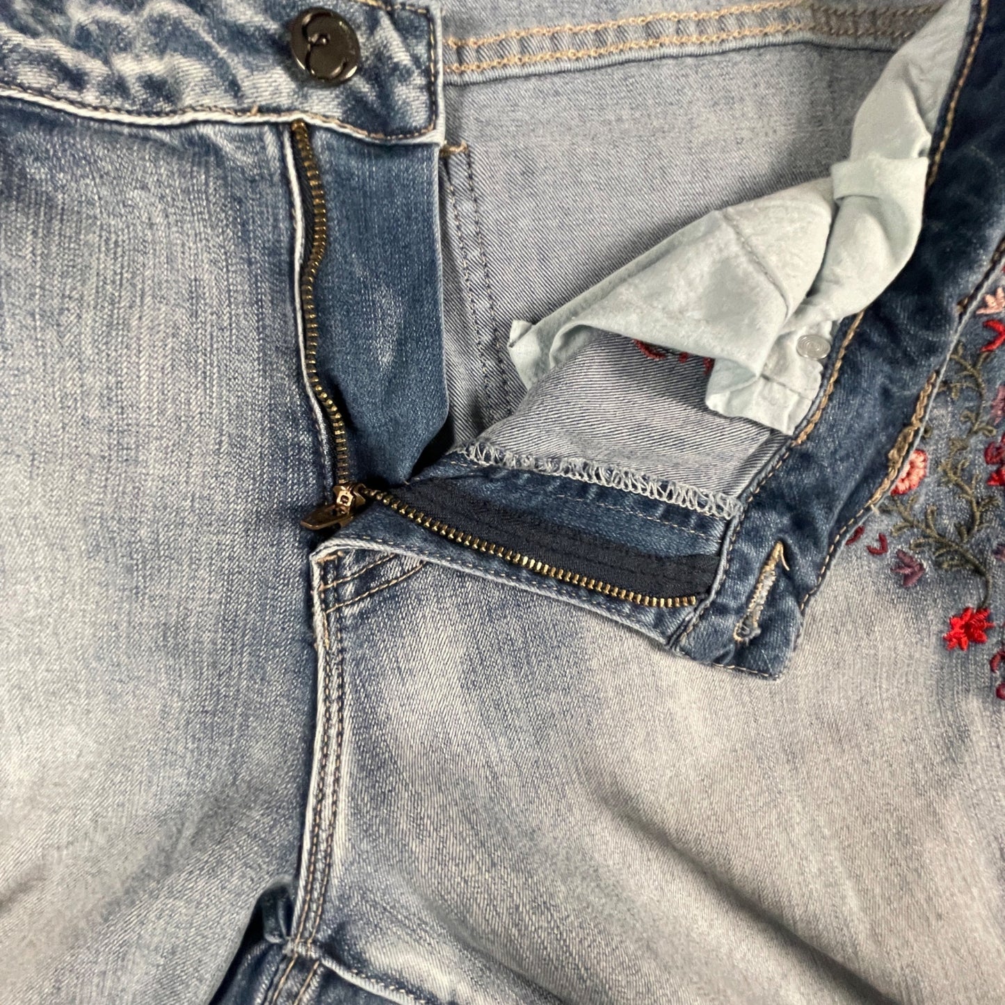 Women's Jeans Size 14 Embroidered Skinny Floral Light Earl Denim Casual Wear - Voodoo Jewelers